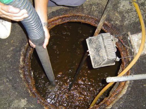 那大镇隔油池清理